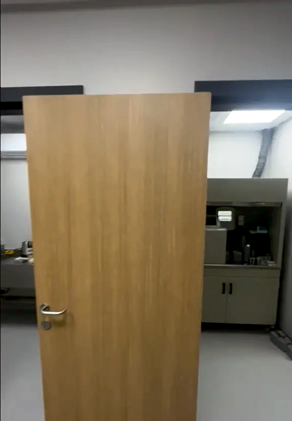 KURŞUNLU AHŞAP KAPI